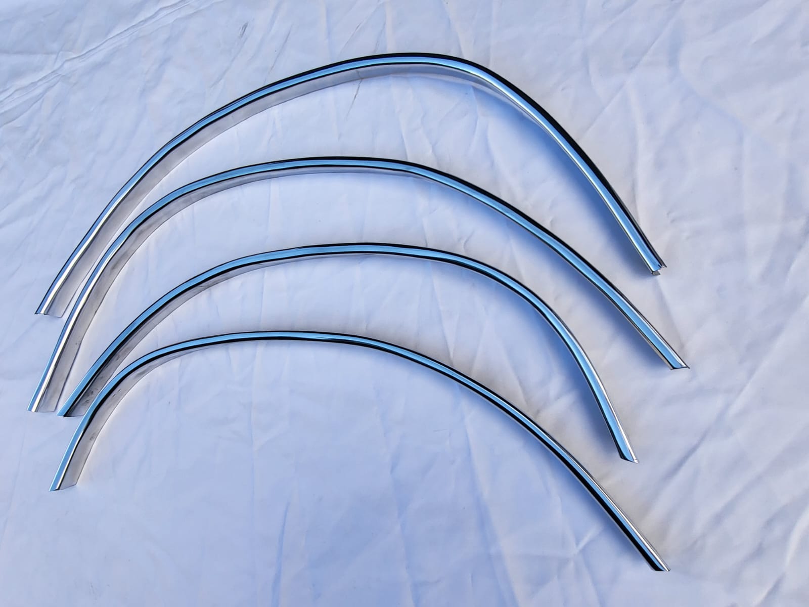 FRISOS VAO DE RODAS DOLANDAU